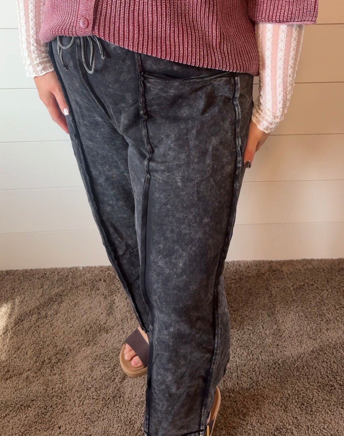 Olivia Cargo Barrel-Leg Pant
