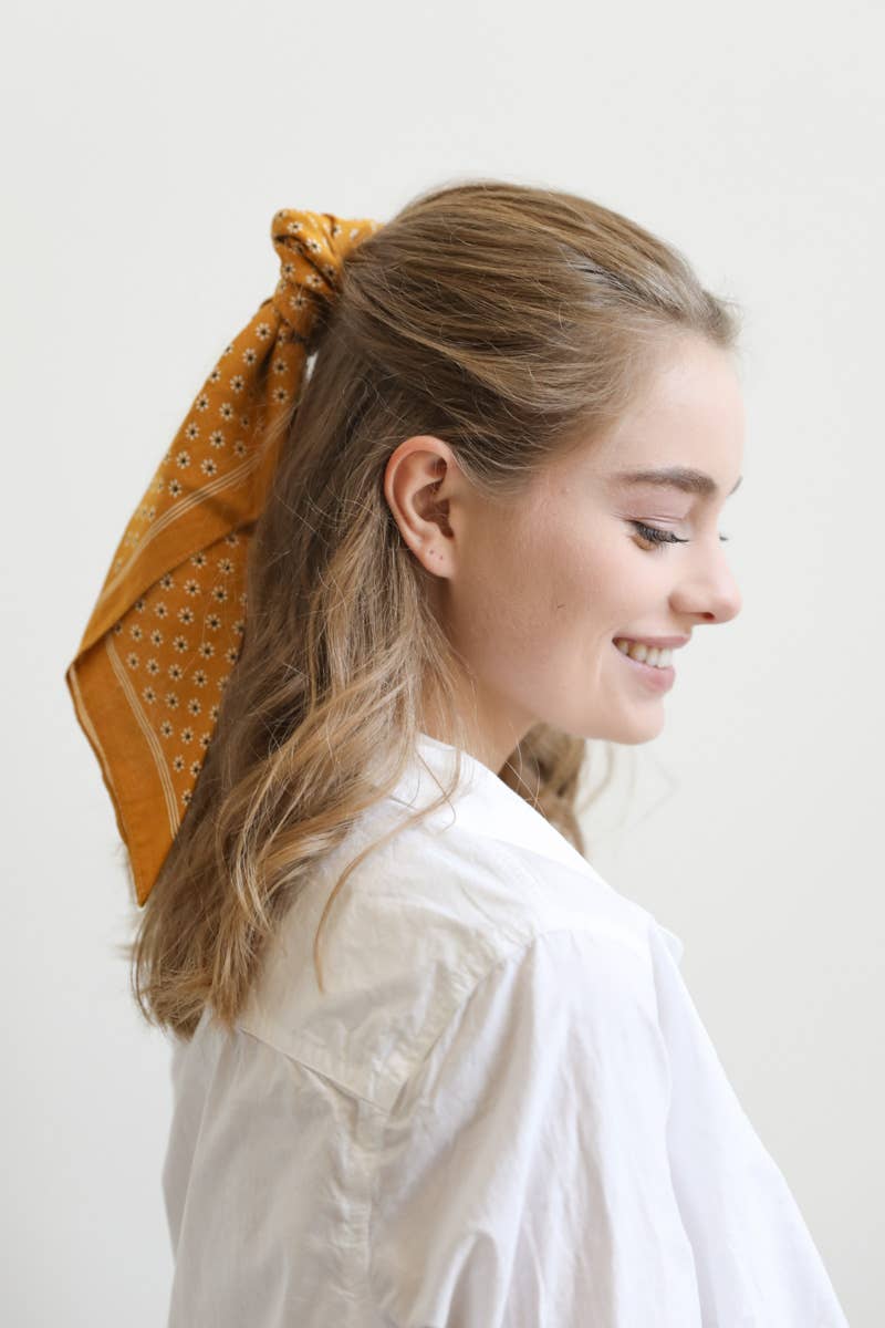 Cotton Daisy Bandana in Black, Rose, Yellow and Rust 🌼: Mustard
